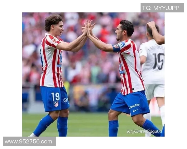 九月七日足球赛场回顾：球星精彩表现与精彩瞬间一览